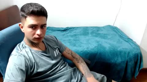 santi_ss online show from September 2025 06:29:02 PM