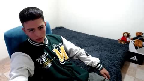 santi_ss online show from October 2025 07:47:02 PM