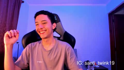 Snapshot of santi_twink19 chatting on December 2024 06:14:01 AM santi_twink19 online show from December 2024 06:14:01 AM