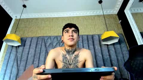 SantiAbader online show from October 2025 11:44:02 AM