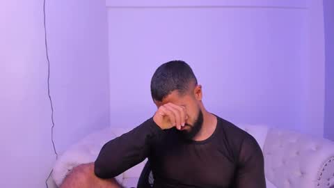 santiago_huntt online show from January 2025 11:32:02 PM