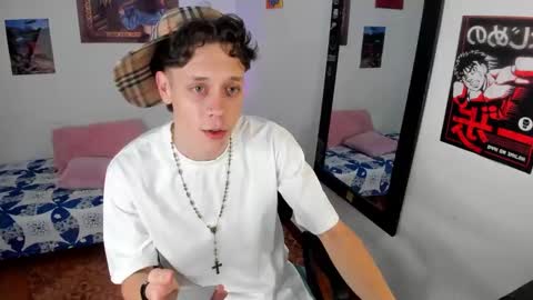 Julius Novachrono  online show from February 2026 04:31:01 AM