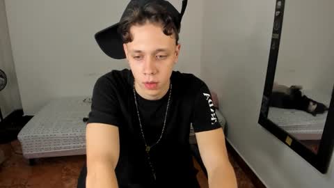 Julius Novachrono  online show from March 2026 08:44:02 AM