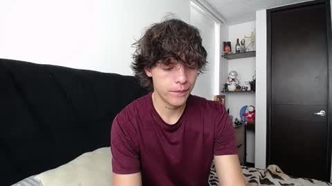 Santii online show from March 2025 05:50:02 PM