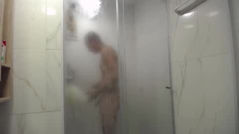 Santii online show from September 2025 11:43:01 AM