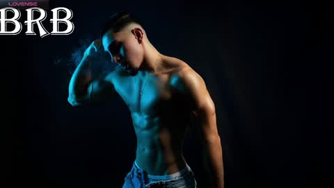 Santiago Seans online show from May 2026 01:39:01 PM