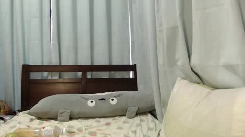 Miss Rue online show from April 2026 06:05:01 AM