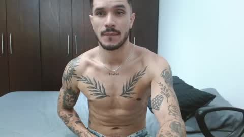 Snapshot of santti_torres chatting on April 2026 05:44:02 AM Santy Torres online show from April 2026 05:44:02 AM