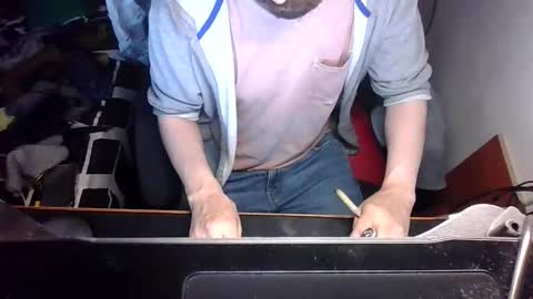 santuronvargas online show from November 2025 07:56:01 AM