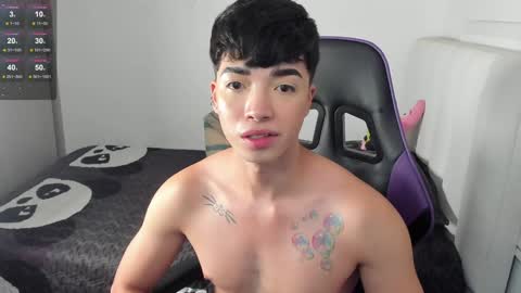 Snapshot of santy7u7 chatting on December 2024 05:01:01 PM Mr. Santiago online show from December 2024 05:01:01 PM