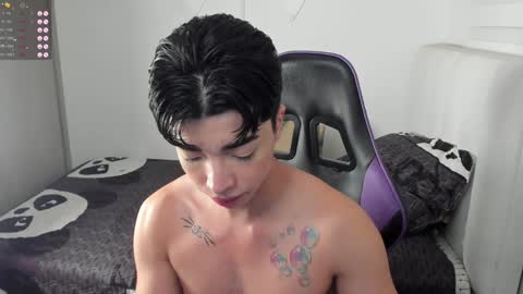 Snapshot of santy7u7 chatting on December 2024 04:25:01 PM Mr. Santiago online show from December 2024 04:25:01 PM