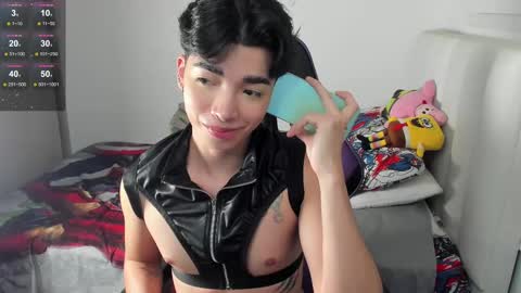 Snapshot of santy7u7 chatting on February 2025 01:16:01 PM Mr. Santiago online show from February 2025 01:16:01 PM