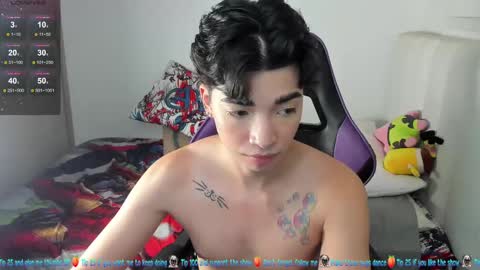 Snapshot of santy7u7 chatting on February 2025 01:35:02 PM Mr. Santiago online show from February 2025 01:35:02 PM