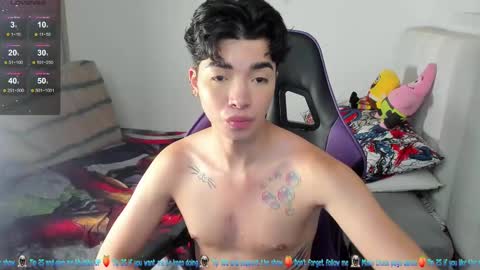 Snapshot of santy7u7 chatting on February 2025 01:38:02 PM Mr. Santiago online show from February 2025 01:38:02 PM