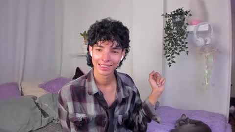 Snapshot of santy_kitty chatting on February 2026 11:54:01 PM kitty online show from February 2026 11:54:01 PM