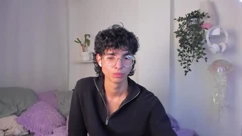 Snapshot of santy_kitty chatting on February 2026 11:56:02 PM kitty online show from February 2026 11:56:02 PM