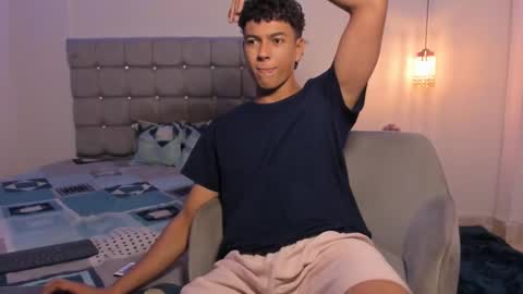 santy_stump online show from November 2025 08:34:02 PM