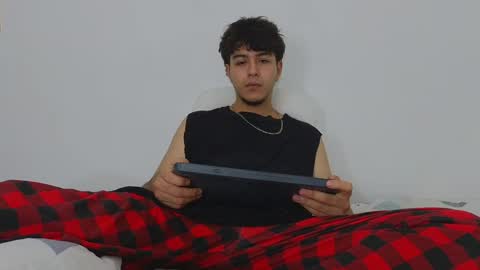 Snapshot of santybig18 chatting on February 2025 10:15:01 AM santybig18 online show from February 2025 10:15:01 AM