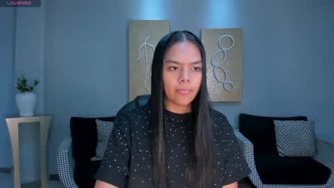 Snapshot of saphirajames chatting on June 2026 06:09:02 PM Saphira James online show from June 2026 06:09:02 PM