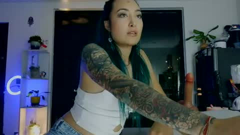 Snapshot of sapphire_mei866 chatting on June 2026 05:12:01 AM safir online show from June 2026 05:12:01 AM