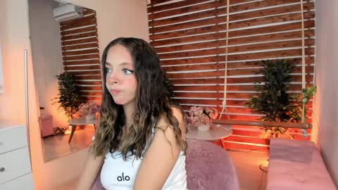 Valerin online show from February 2025 10:47:02 PM