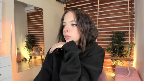 Valerin online show from February 2025 11:44:02 PM