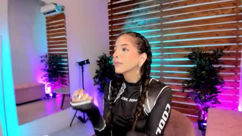 Valerin online show from January 2026 12:37:01 AM