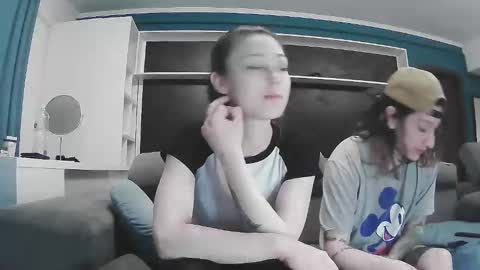 sapphirevelvet online show from May 2026 11:32:01 PM