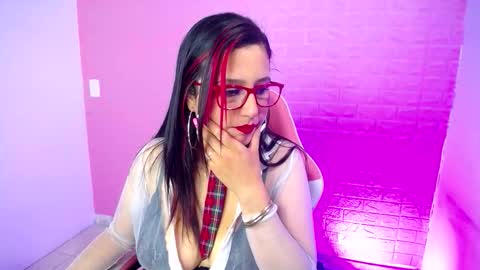 Sara online show from October 2025 05:18:01 AM