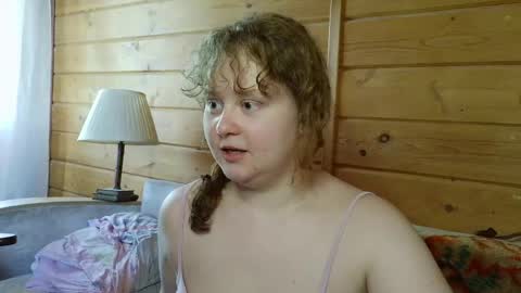 Snapshot of sara_del_sun chatting on May 2026 10:10:02 AM Sara online show from May 2026 10:10:02 AM