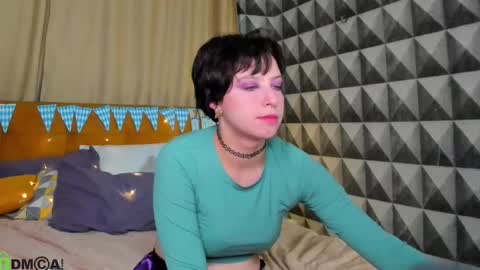 Sarah online show from October 2025 01:48:02 AM