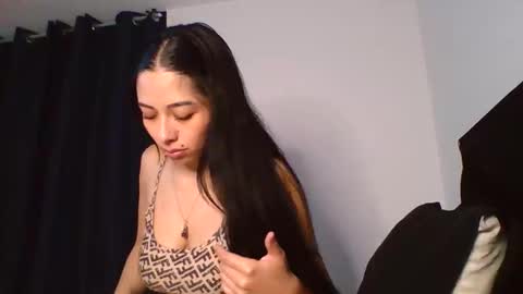 sara_gomez1_ online show from November 2025 12:19:01 AM