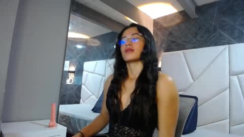 Snapshot of sara_hoffman_4 chatting on April 2026 12:16:02 PM Sara online show from April 2026 12:16:02 PM