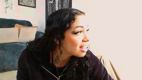 Snapshot of sara_jhonsonn chatting on December 2025 12:54:01 PM Sara Jhonson online show from December 2025 12:54:01 PM