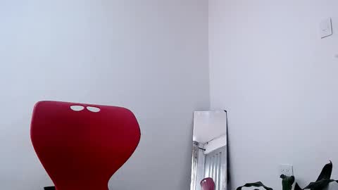 sara_johnson__ online show from November 2025 02:49:02 PM