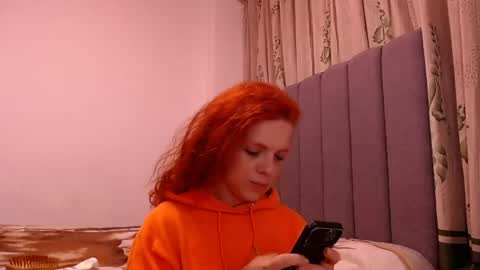 Snapshot of sara_johnson__ chatting on April 2026 10:24:02 AM sara_johnson__ online show from April 2026 10:24:02 AM