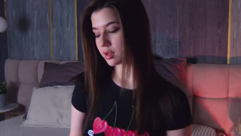 Sara online show from April 2026 04:12:02 PM