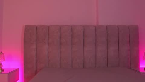 sara_lopee1 online show from November 2025 12:08:02 PM