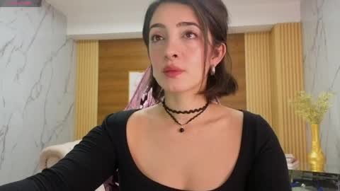 Sara  online show from May 2026 01:51:01 PM