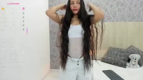 Sara online show from June 2026 12:58:02 PM