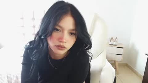 Sara online show from October 2025 01:32:01 PM