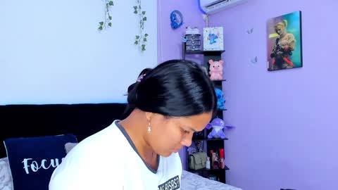 Sara Mendez online show from January 2025 11:33:01 PM