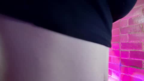 Snapshot of sara_mirandaa chatting on March 2025 01:01:01 AM Sara online show from March 2025 01:01:01 AM