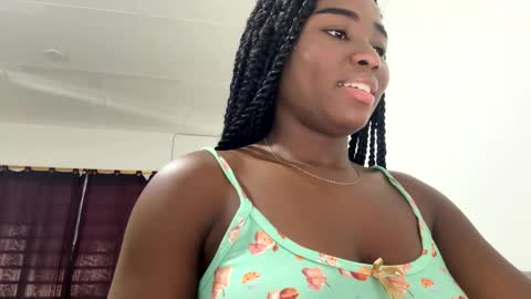 Sara online show from September 2025 02:41:01 PM