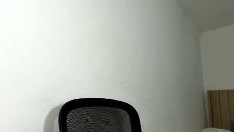 Sara online show from November 2025 12:17:01 PM