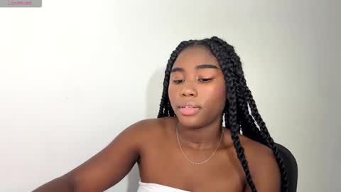 Sara online show from November 2025 09:17:01 PM