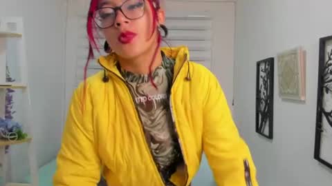 sara_red_x online show from June 2026 03:12:02 AM