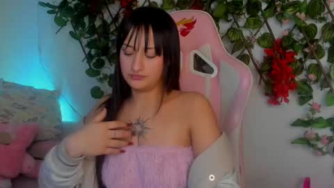 Sarah Ramirez online show from December 2024 04:19:02 PM