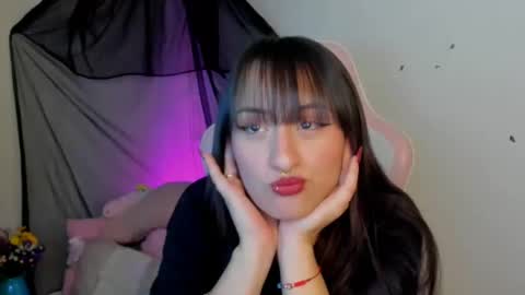Sarah Ramirez online show from January 2025 03:31:02 AM