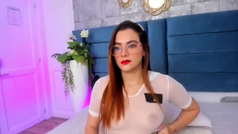 Snapshot of saraalvarezx chatting on February 2026 04:11:01 AM Sara Alvarezx online show from February 2026 04:11:01 AM